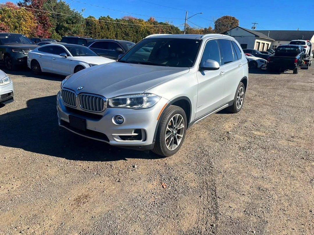 Vista de 2018 BMW X5 XDRIVE35I, ángulo 1