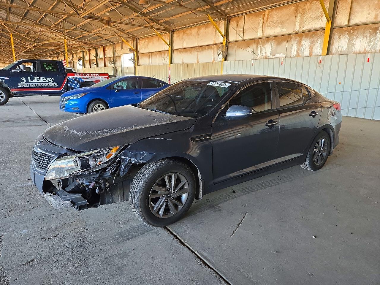 Вид 2015 KIA OPTIMA LX, угол 1