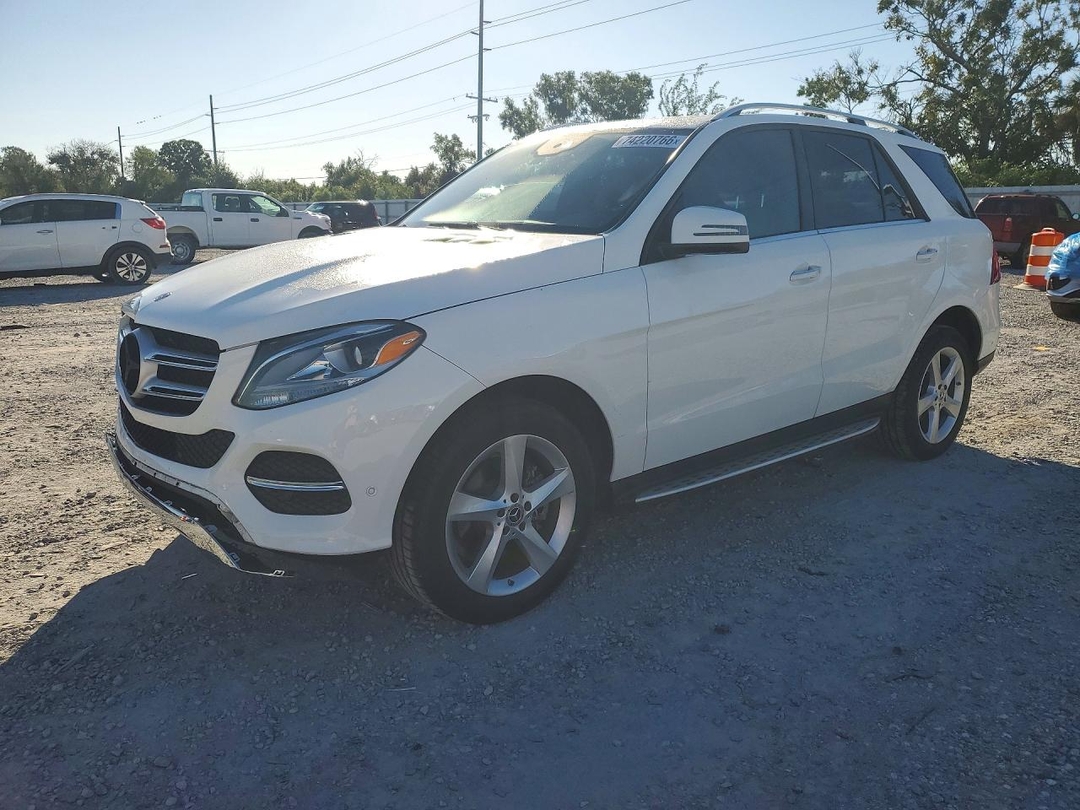 منظر 2018 MERCEDES-BENZ GLE 350، زاوية 1