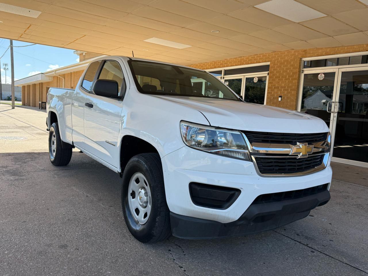 Vista de 2015 CHEVROLET COLORADO, ángulo 1