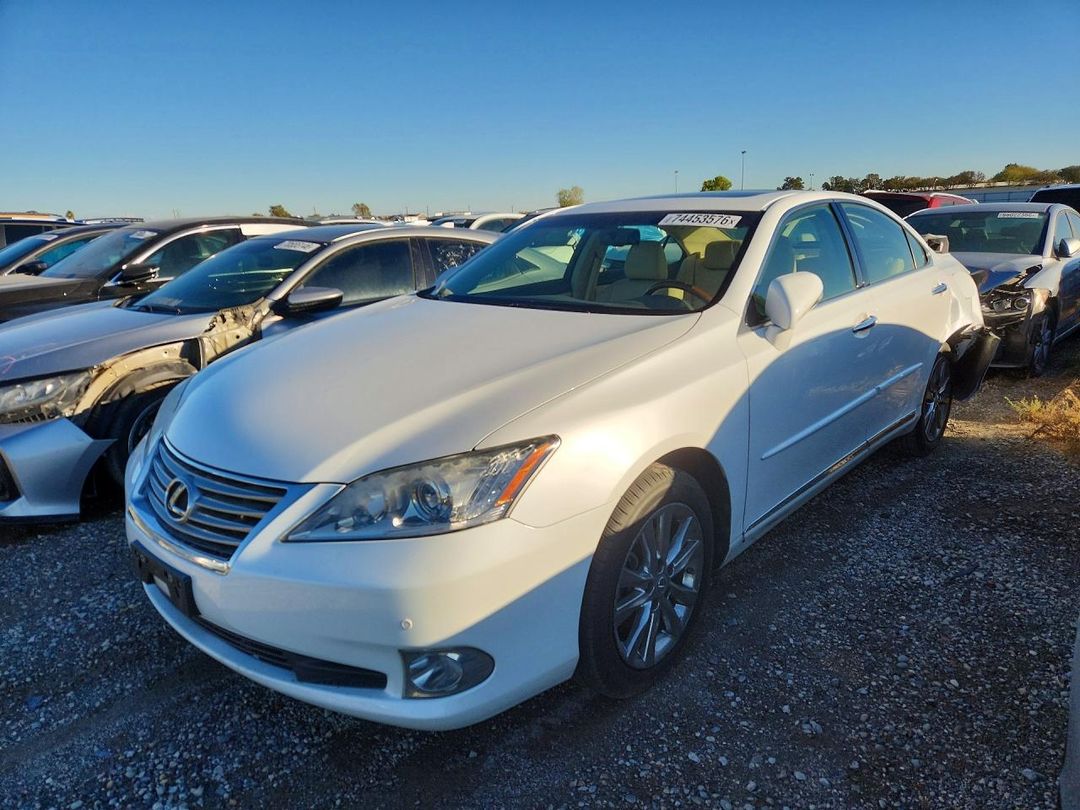 Vista de 2012 LEXUS ES 350, ángulo 1