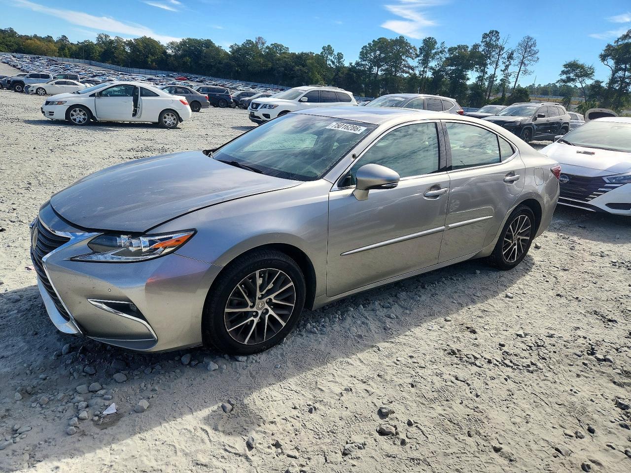منظر 2017 LEXUS ES 350، زاوية 1