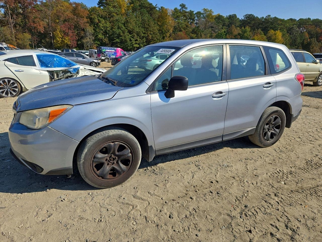 منظر 2014 SUBARU FORESTER 2.5I، زاوية 1