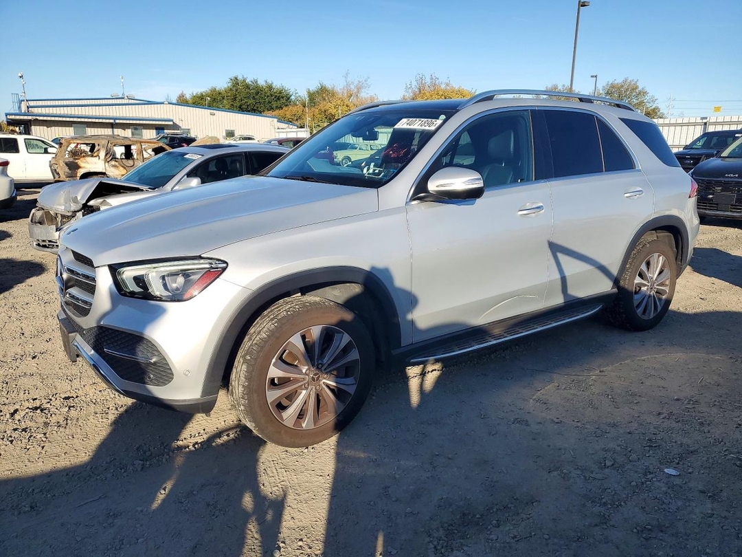 منظر 2020 MERCEDES-BENZ GLE 350 4MATIC، زاوية 1