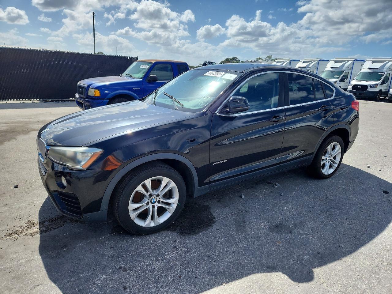 Vedere 2016 BMW X4 XDRIVE28I, unghi 1