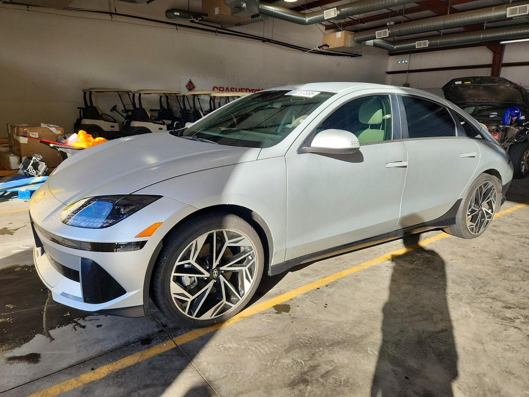 منظر 2023 HYUNDAI IONIQ 6 SEL، زاوية 1