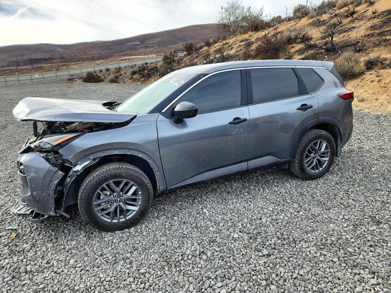 منظر 2023 NISSAN ROGUE S، زاوية 1