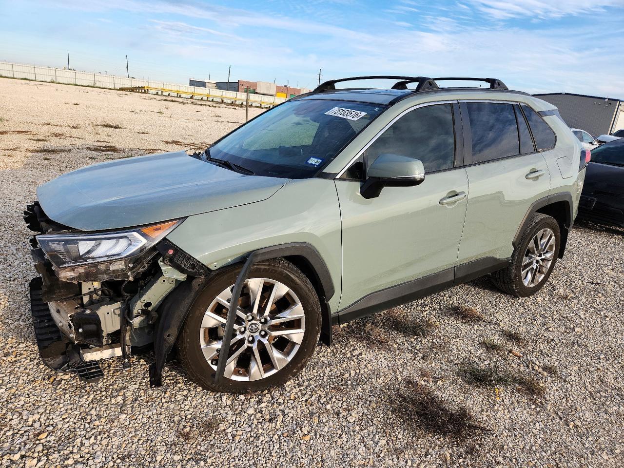 Vedere 2019 TOYOTA RAV4 XLE PREMIUM, unghi 1