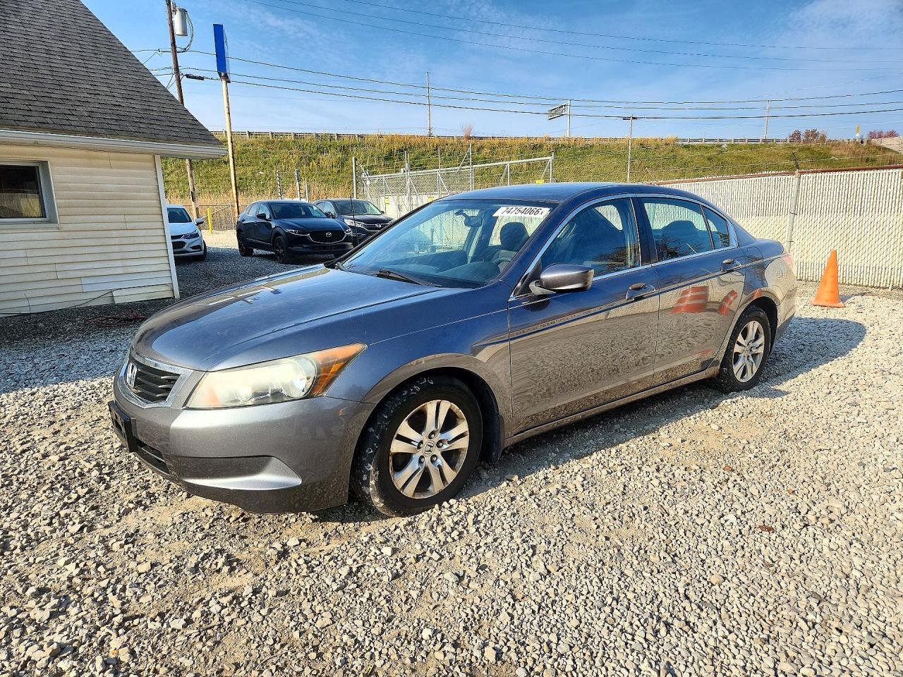 Вид 2010 HONDA ACCORD LXP, угол 1
