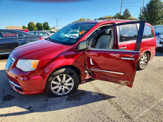 2011 CHRYSLER TOWN & COUNTRY TOURING L