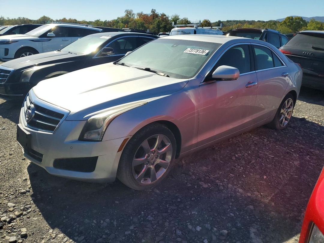 Vue de 2013 CADILLAC ATS LUXURY, angle 1