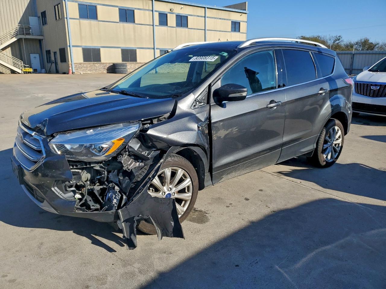 منظر 2017 FORD ESCAPE TITANIUM، زاوية 1