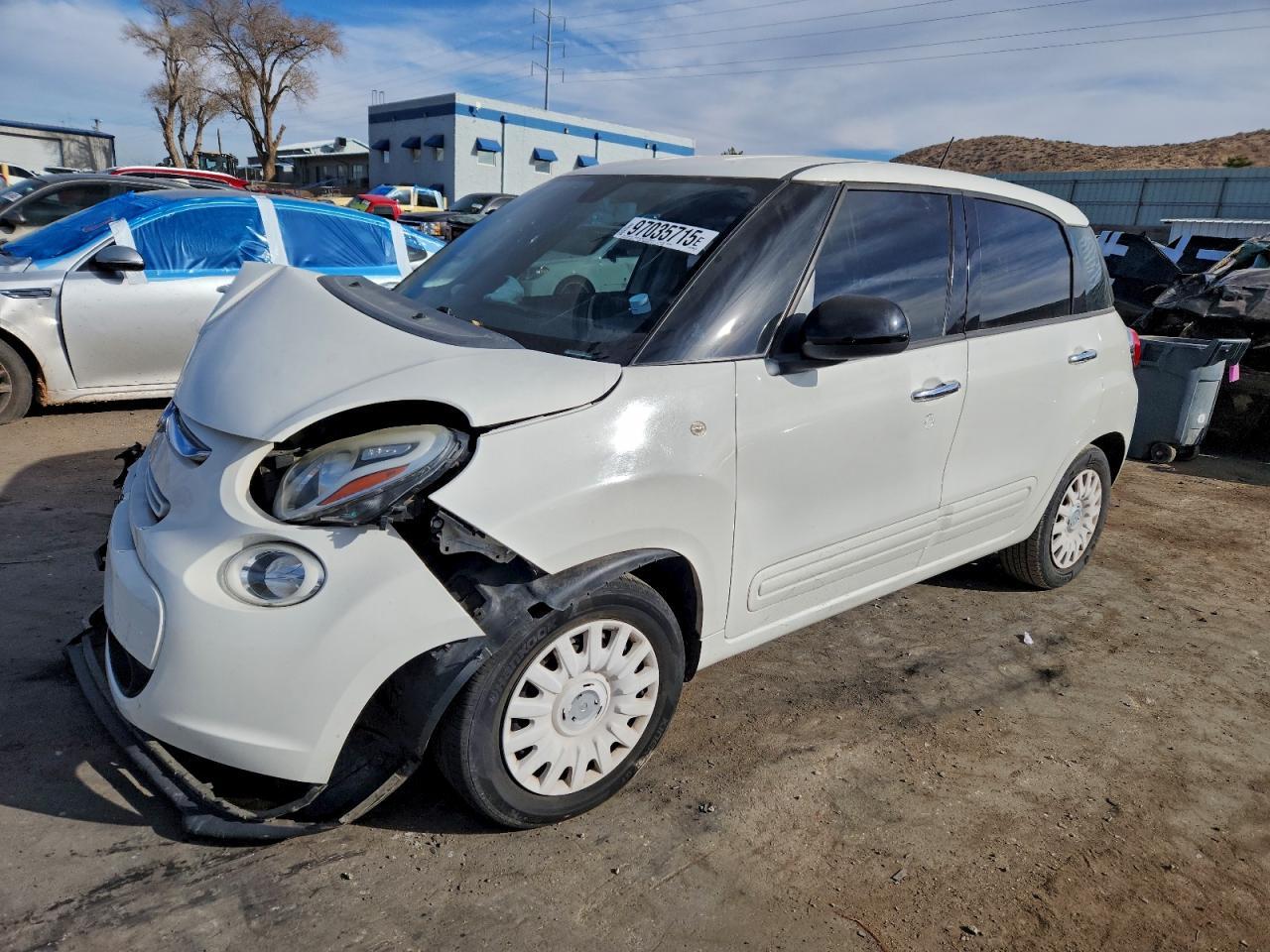 Vedere 2014 FIAT 500L POP, unghi 1